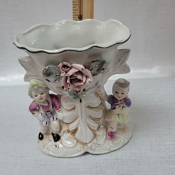 Antique Collectible Pico Design Boy/Girl Flower Vase - Picture 15 of 17